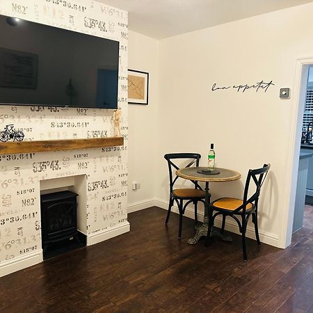 The Nook Cottage, Parkgate, Wirral Parkgate  Buitenkant foto